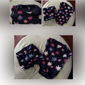 Gap baby girl shorts 3-6month